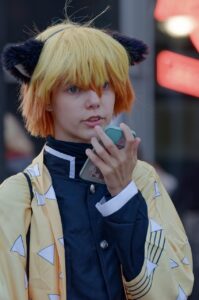 白髪を染めずにおしゃれを楽しむ方法は？