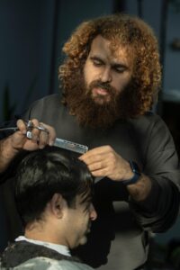 白髪染めサロンの料金の平均はどれくらいですか？