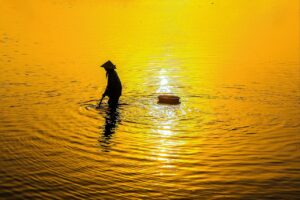 白髪染めを美容院で行う頻度はどのくらいが理想ですか？