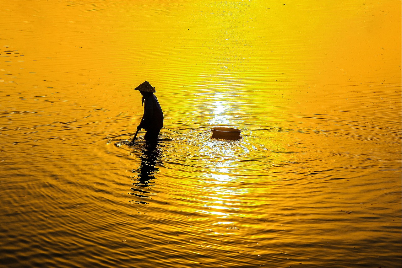白髪染めを美容院で行う頻度はどのくらいが理想ですか？