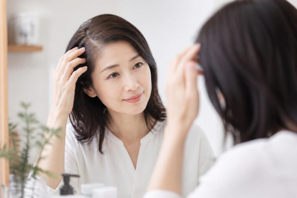 白髪対策に効果的な精神安定方法と頭皮ケアは？