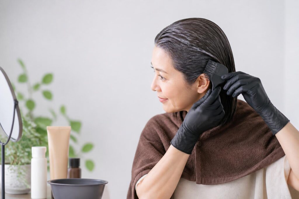 白髪を若見えさせる似合う髪色はどれ？