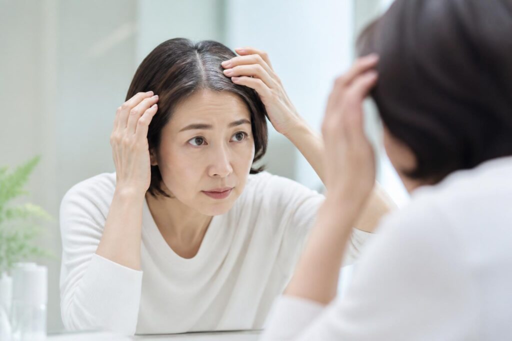 白髪に紫シャンプーを使う方法は？