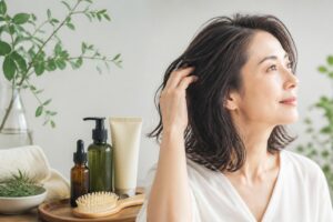 白髪ぼかしで伸びかけが目立つのはなぜ？